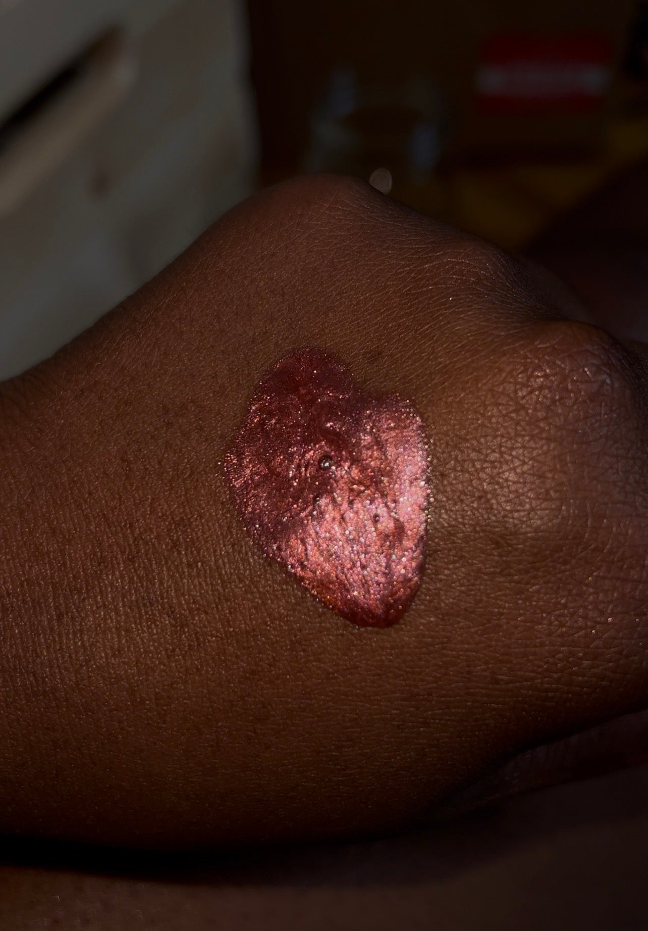 Halo Dust: Luminous Skin Finish